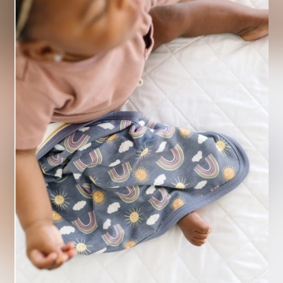 🆕️Copper Pearl /HopeThree-Layer Security Blanket Set. - Picture 5 of 7